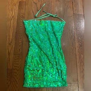 Green sequin mini dress, perfect for homecoming or school dance!